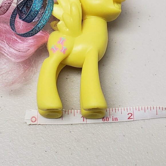 My Little Pony Fluttershy Birthday Surprise G4 - Picture 2 of 7